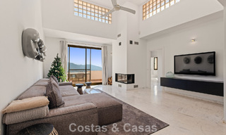 Spacious, modern penthouse with panoramic views for sale East of Marbella 801509 
