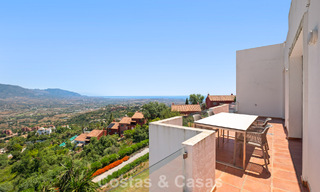 Spacious, modern penthouse with panoramic views for sale East of Marbella 801528 