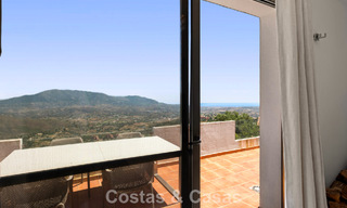 Spacious, modern penthouse with panoramic views for sale East of Marbella 801533 