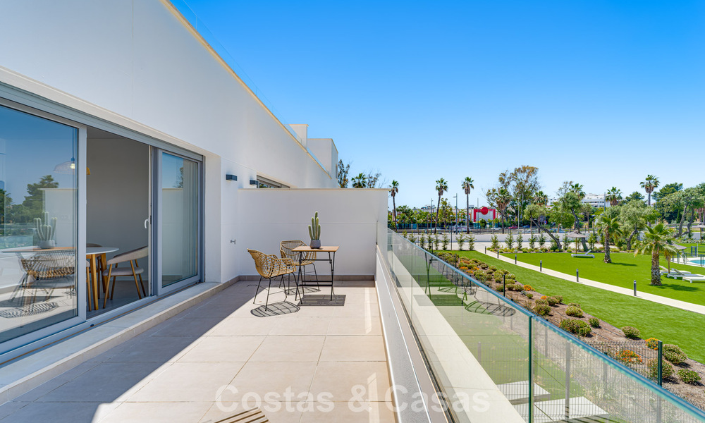 Brand-new luxury apartment for sale at walking distance to the beach on the New Golden Mile between Marbella and Estepona 801547