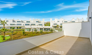 Brand-new luxury apartment for sale at walking distance to the beach on the New Golden Mile between Marbella and Estepona 801560 