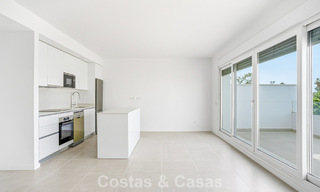Brand-new luxury apartment for sale at walking distance to the beach on the New Golden Mile between Marbella and Estepona 801561 