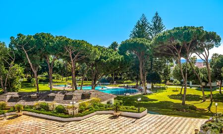 Renovated luxury apartment with sea views for sale in Playas del Duque, Puerto Banús, Marbella 801657