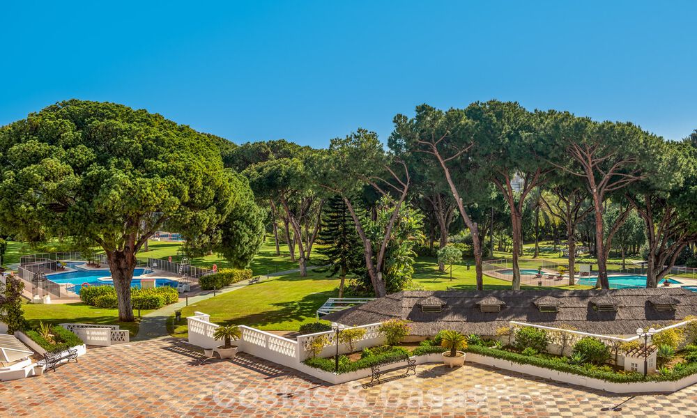 Renovated luxury apartment with sea views for sale in Playas del Duque, Puerto Banús, Marbella 801659