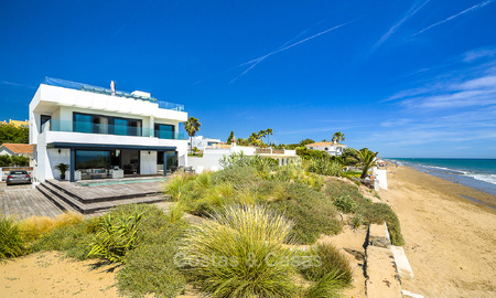 Villas for sale in Costabella, a beachside urbanisation on one of Marbella's most beautiful beaches 801574