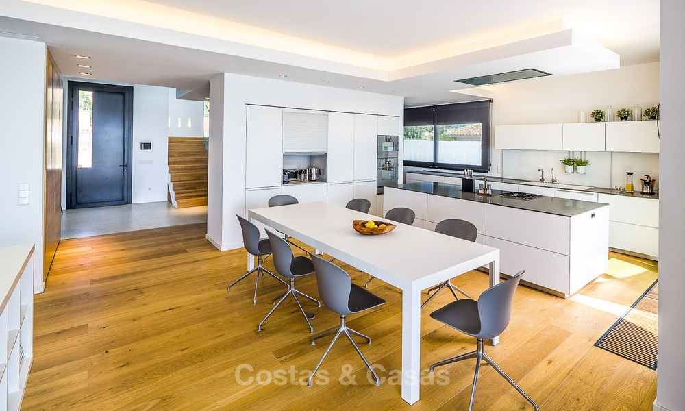 Villas for sale in Costabella, a beachside urbanisation on one of Marbella's most beautiful beaches 801587