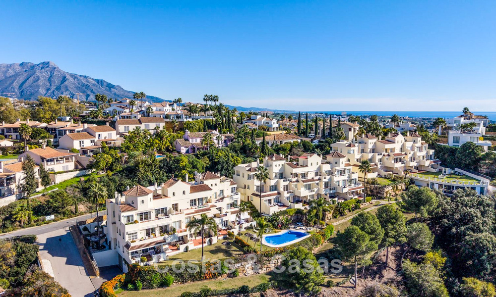 Spacious 4-bedroom apartment with panoramic views for sale in the hills of Marbella - Benahavís 801719
