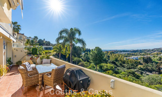 Spacious 4-bedroom apartment with panoramic views for sale in the hills of Marbella - Benahavís 801733 