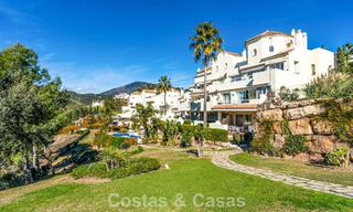 Spacious 4-bedroom apartment with panoramic views for sale in the hills of Marbella - Benahavís 801738 