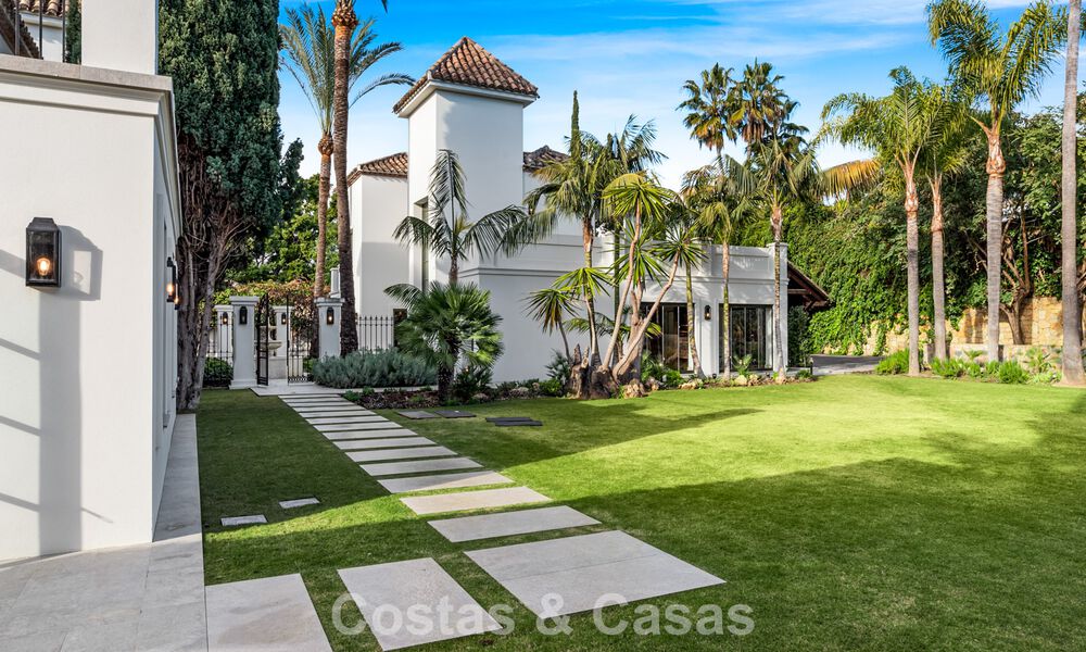Elegant villa with french provençal influences for sale in prestigious Nueva Andalucía, Marbella 801752
