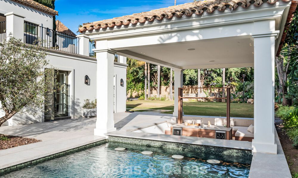 Elegant villa with french provençal influences for sale in prestigious Nueva Andalucía, Marbella 801753