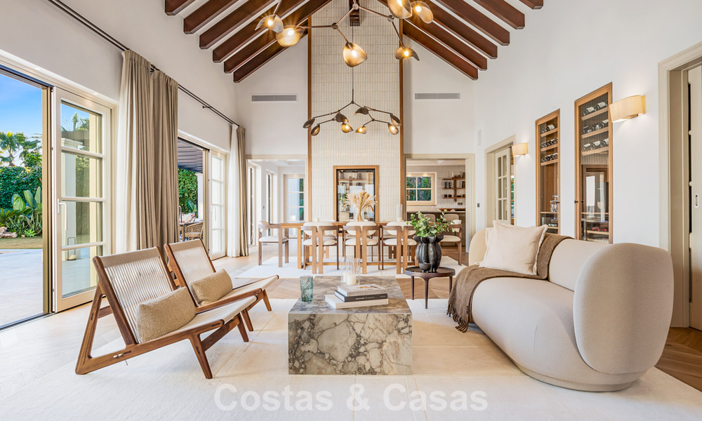 Elegant villa with french provençal influences for sale in prestigious Nueva Andalucía, Marbella 801783
