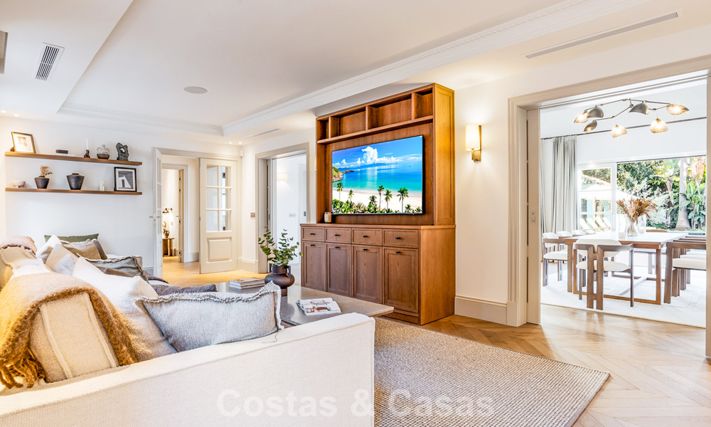 Elegant villa with french provençal influences for sale in prestigious Nueva Andalucía, Marbella 801788