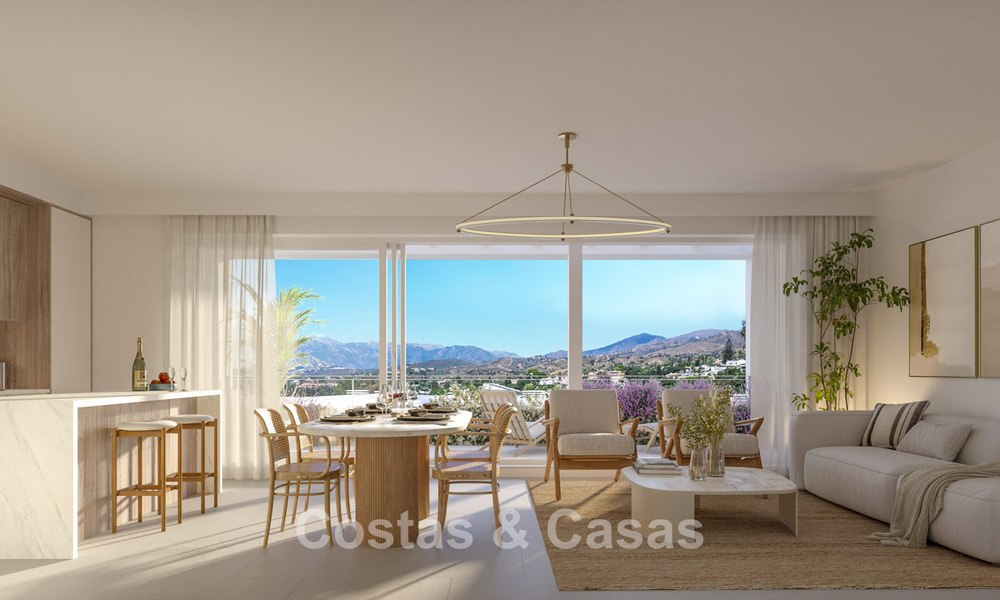 Modern semi-detached villa for sale within walking distance of the beach in Elviria, Marbella 801847