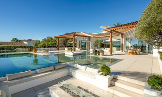 Contemporary mediterranean luxury villa for sale, frontline golf in a prestigious golf community of Nueva Andalucía, Marbella 801910 