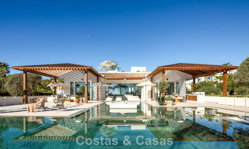Contemporary mediterranean luxury villa for sale, frontline golf in a prestigious golf community of Nueva Andalucía, Marbella 801911