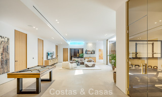 Contemporary mediterranean luxury villa for sale, frontline golf in a prestigious golf community of Nueva Andalucía, Marbella 801926 
