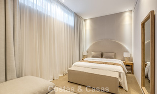 Contemporary mediterranean luxury villa for sale, frontline golf in a prestigious golf community of Nueva Andalucía, Marbella 801930 
