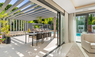 Modern luxury villa with heated swimming pool for sale in Nueva Andalucía's Golf Valley, Marbella 801971 