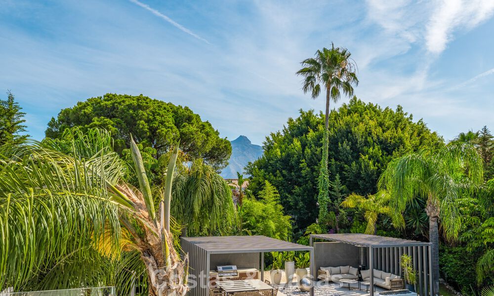 Modern luxury villa with heated swimming pool for sale in Nueva Andalucía's Golf Valley, Marbella 801991