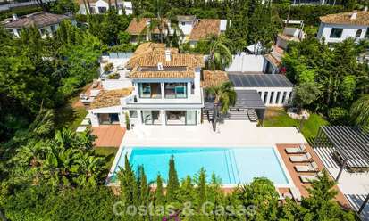 Modern luxury villa with heated swimming pool for sale in Nueva Andalucía's Golf Valley, Marbella 801996