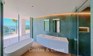 Contemporary new-build apartments with panoramic sea views for sale close to Elviria, East Marbella 802042 