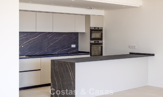 Contemporary new-build apartments with panoramic sea views for sale close to Elviria, East Marbella 802053 