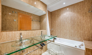 Top-floor apartment for sale on the New Golden Mile between Marbella and Estepona town centre 802069 