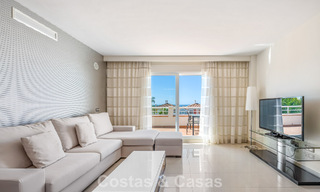 Top-floor apartment for sale on the New Golden Mile between Marbella and Estepona town centre 802078 