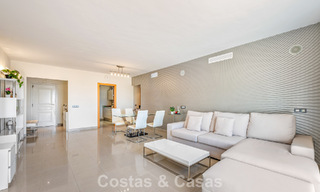 Top-floor apartment for sale on the New Golden Mile between Marbella and Estepona town centre 802080 
