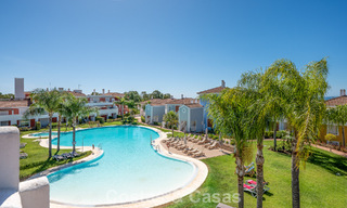 Top-floor apartment for sale on the New Golden Mile between Marbella and Estepona town centre 802085 