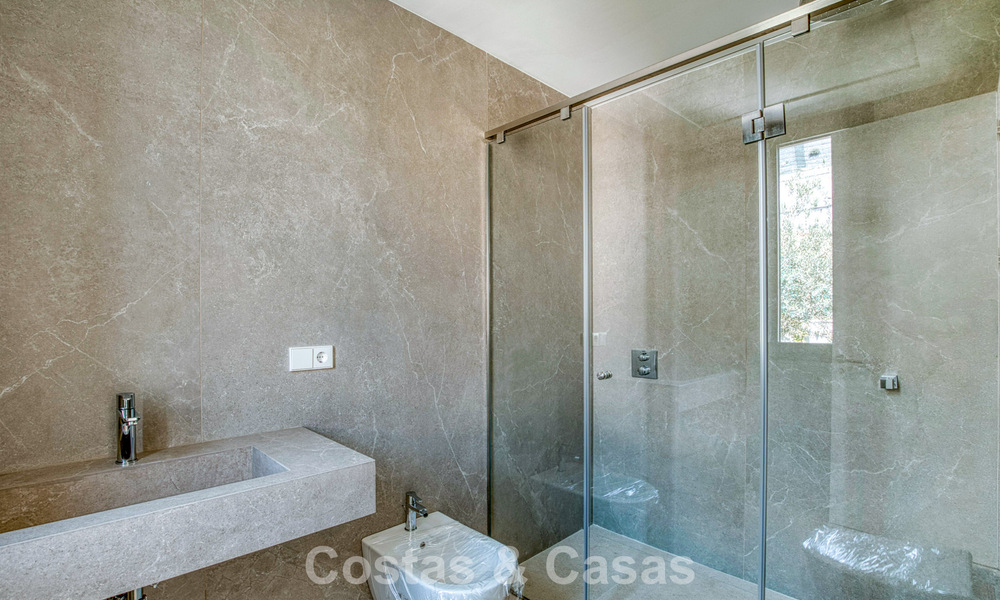 Modern, new, luxury villa with panoramic sea views for sale in the hills of Marbella - Benahavís 802094