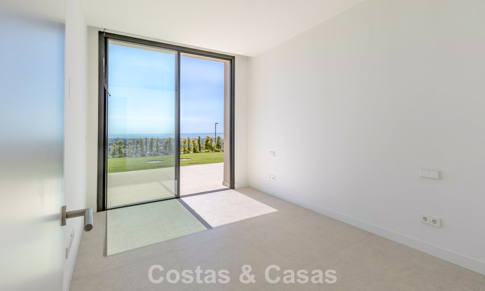 Modern, new, luxury villa with panoramic sea views for sale in the hills of Marbella - Benahavís 802096