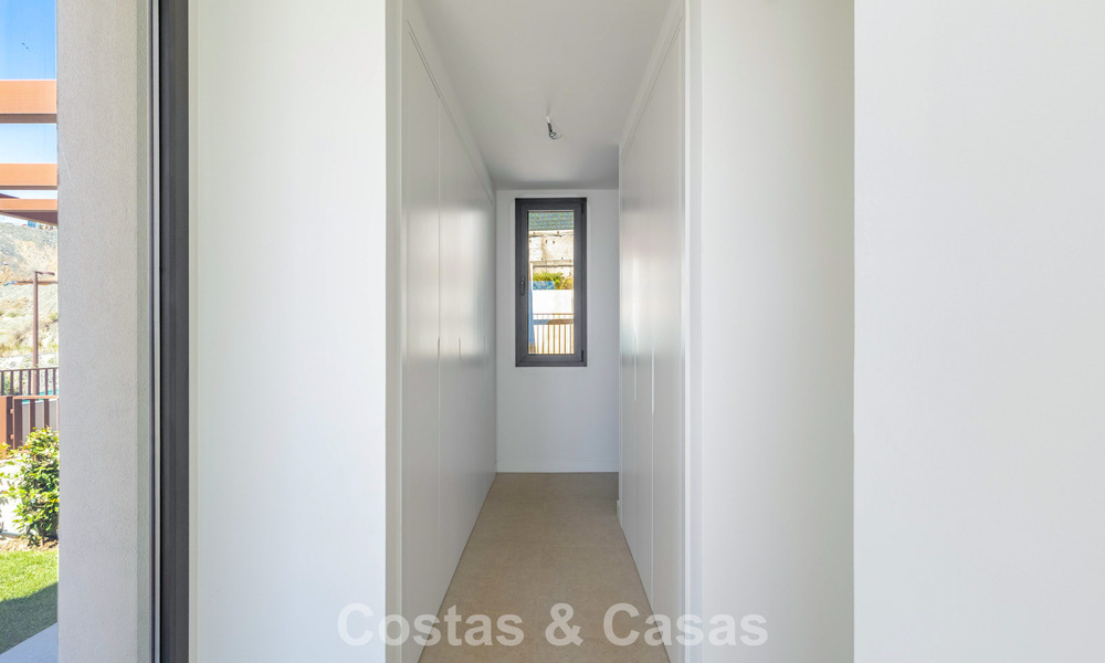 Modern, new, luxury villa with panoramic sea views for sale in the hills of Marbella - Benahavís 802109
