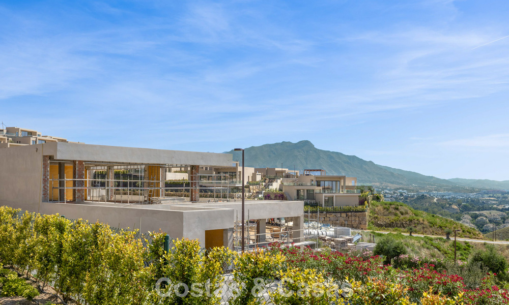 Modern, new, luxury villa with panoramic sea views for sale in the hills of Marbella - Benahavís 802113