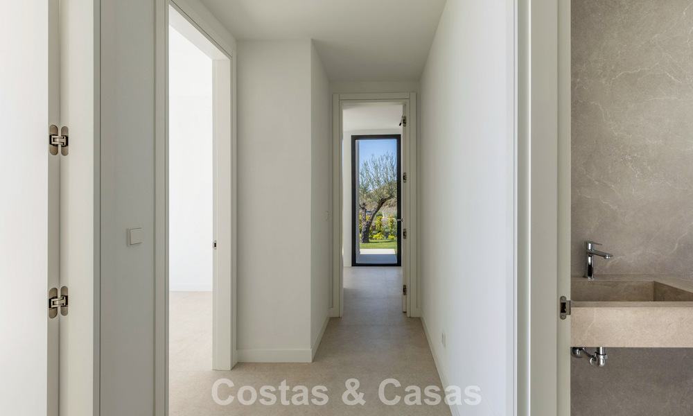 Modern, new, luxury villa with panoramic sea views for sale in the hills of Marbella - Benahavís 802115