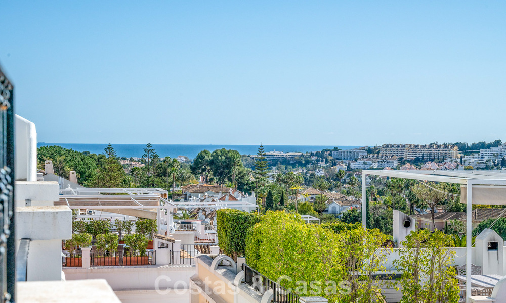 Charming townhouse for sale in an Andalusian village-style complex close to amenities in Nueva Andalucía, Marbella 802344