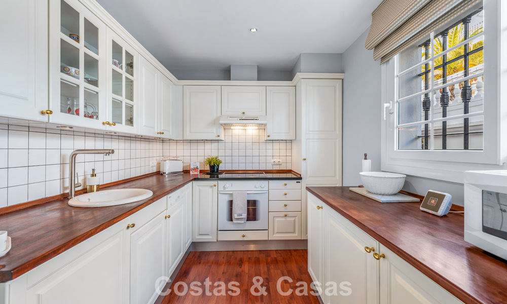 Charming townhouse for sale in an Andalusian village-style complex close to amenities in Nueva Andalucía, Marbella 802350