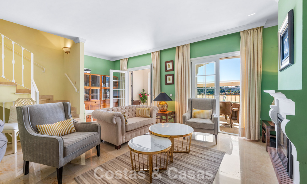 Charming townhouse for sale in an Andalusian village-style complex close to amenities in Nueva Andalucía, Marbella 802354