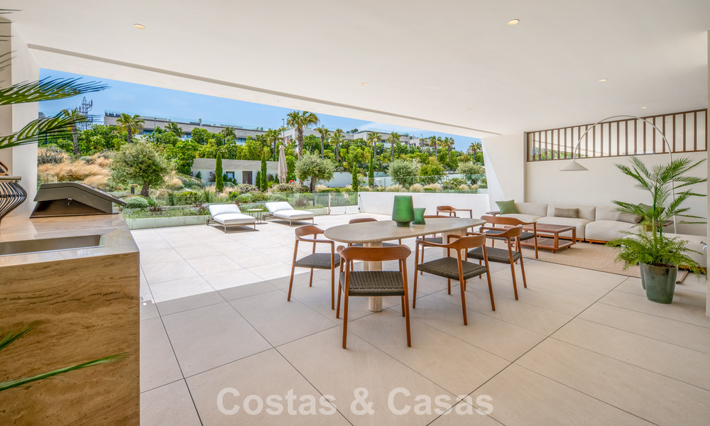 Exclusive duplex apartment with Fendi interior in five star complex for sale on Marbella’s Golden Mile 802302