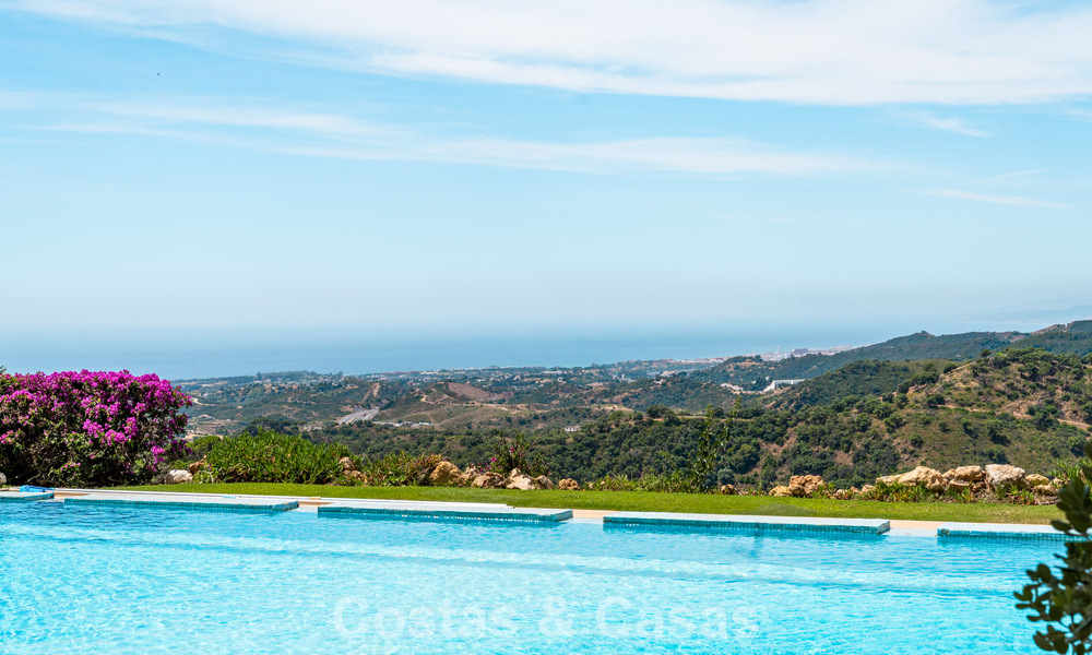 Elegant Spanish estate (Finca) for sale in a green setting on the New Golden Mile between Marbella and Estepona 802209