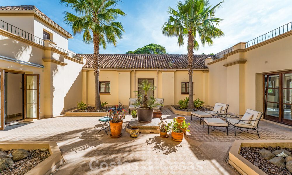 Elegant Spanish estate (Finca) for sale in a green setting on the New Golden Mile between Marbella and Estepona 802217
