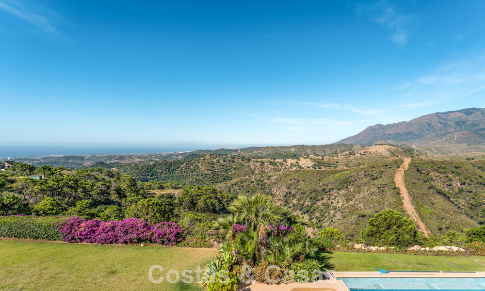 Elegant Spanish estate (Finca) for sale in a green setting on the New Golden Mile between Marbella and Estepona 802228