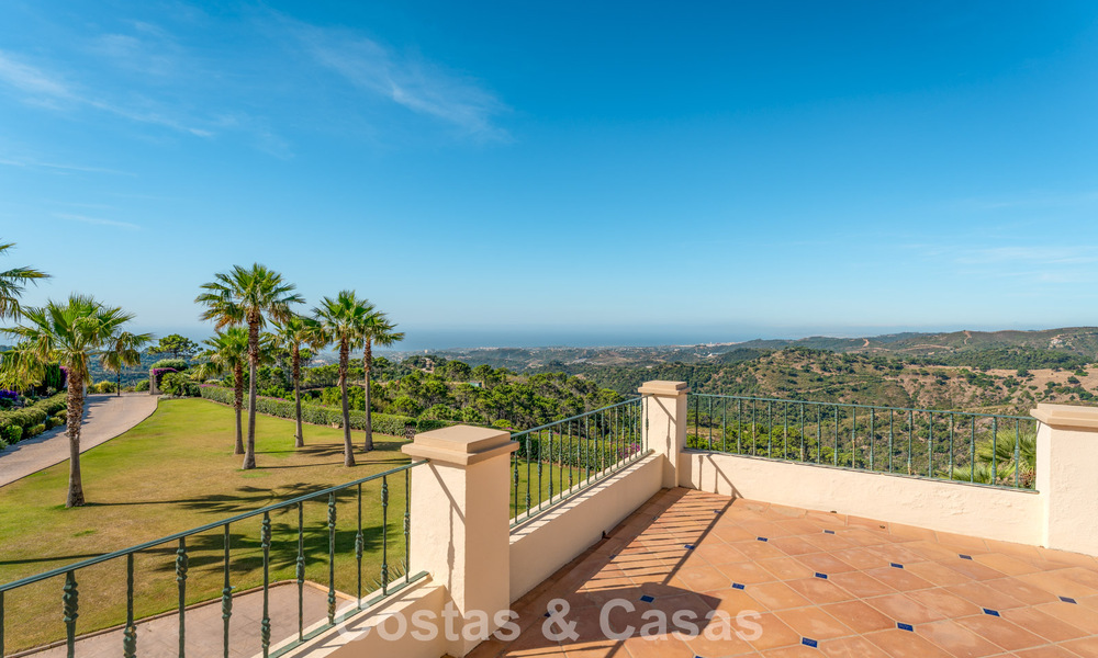 Elegant Spanish estate (Finca) for sale in a green setting on the New Golden Mile between Marbella and Estepona 802229