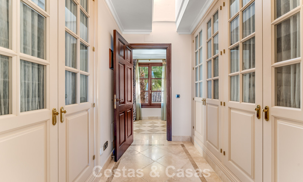 Elegant Spanish estate (Finca) for sale in a green setting on the New Golden Mile between Marbella and Estepona 802234