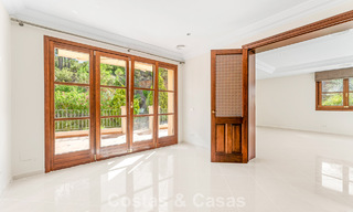 Elegant Spanish estate (Finca) for sale in a green setting on the New Golden Mile between Marbella and Estepona 802248 