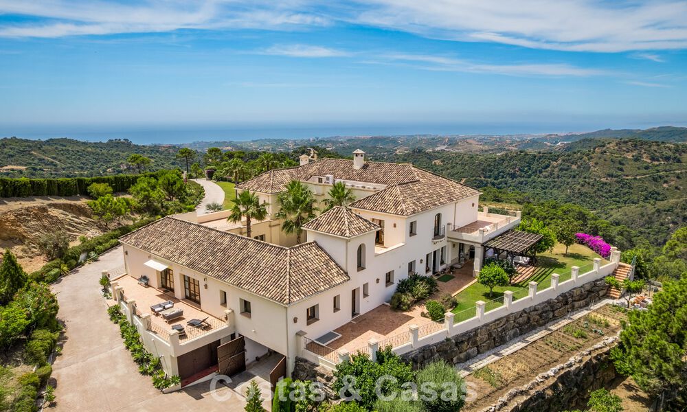 Elegant Spanish estate (Finca) for sale in a green setting on the New Golden Mile between Marbella and Estepona 802278