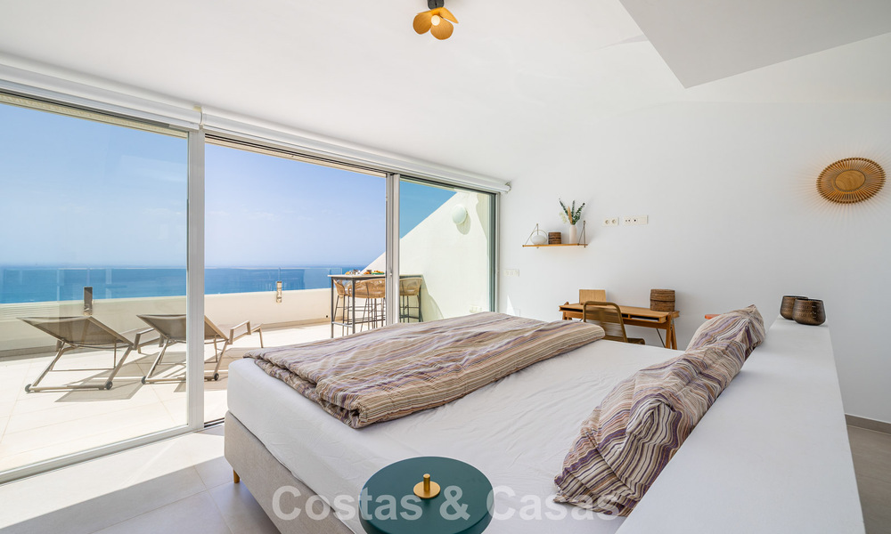 Bright and modern duplex penthouse with frontal open sea views for sale in Benalmádena, Costa del Sol 802191