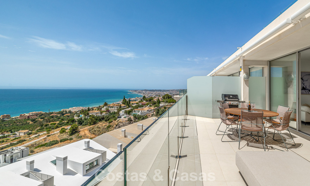 Bright and modern duplex penthouse with frontal open sea views for sale in Benalmádena, Costa del Sol 802205