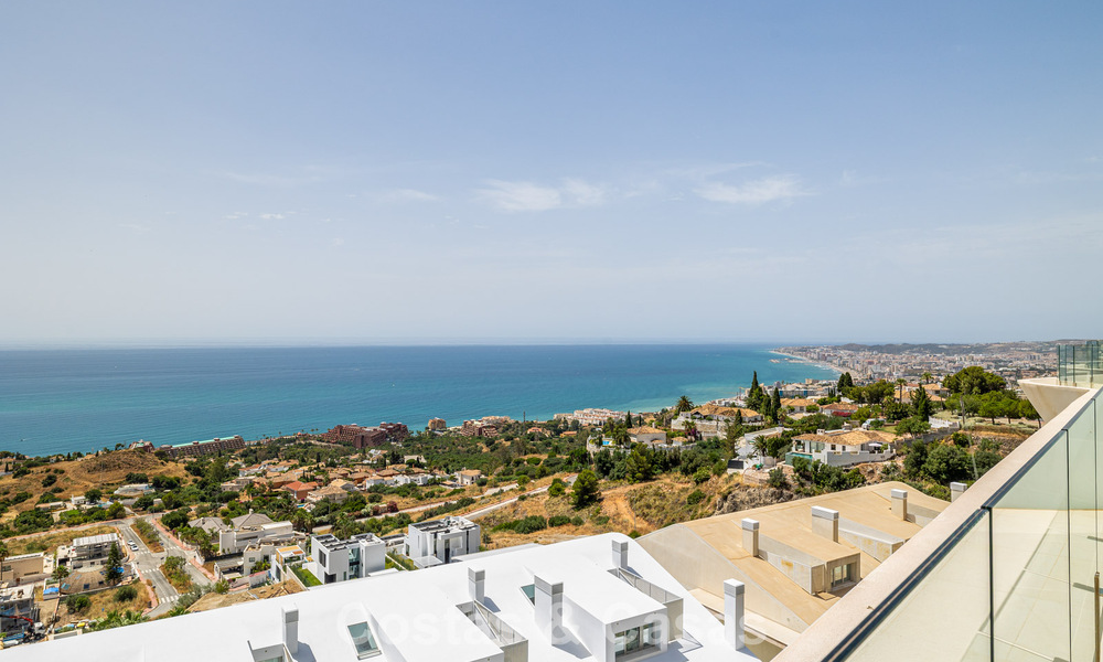 Bright and modern duplex penthouse with frontal open sea views for sale in Benalmádena, Costa del Sol 802207